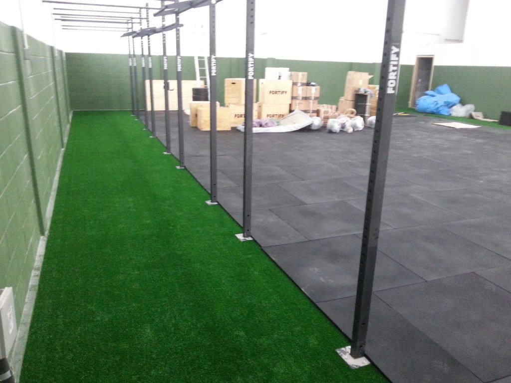 Piso de Borracha preto para Crossfit - Mundo Grama